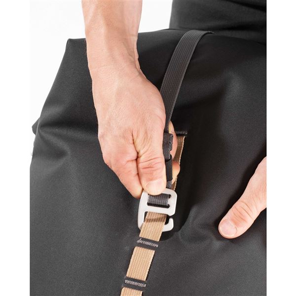 Hiko NOMAD suchý batoh